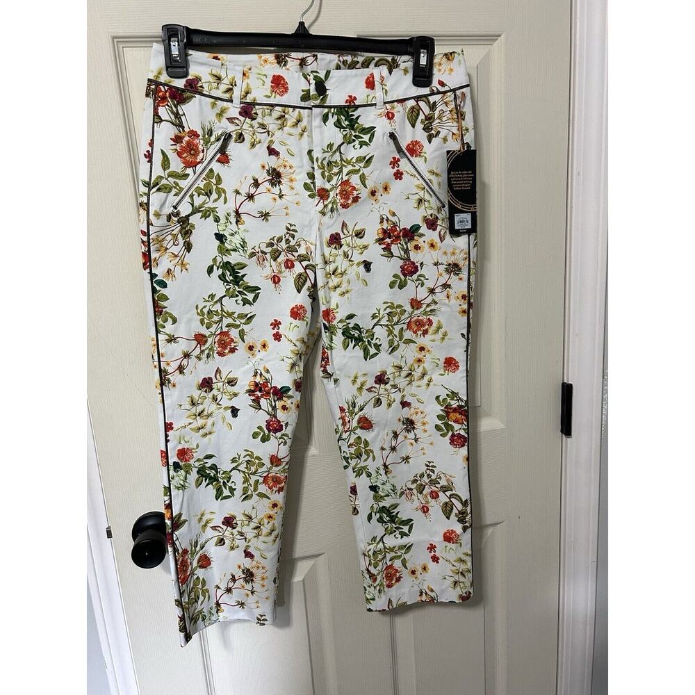 Disney Capri Pants Size 8 Alice Through The Looking Glass White Floral Stretchy